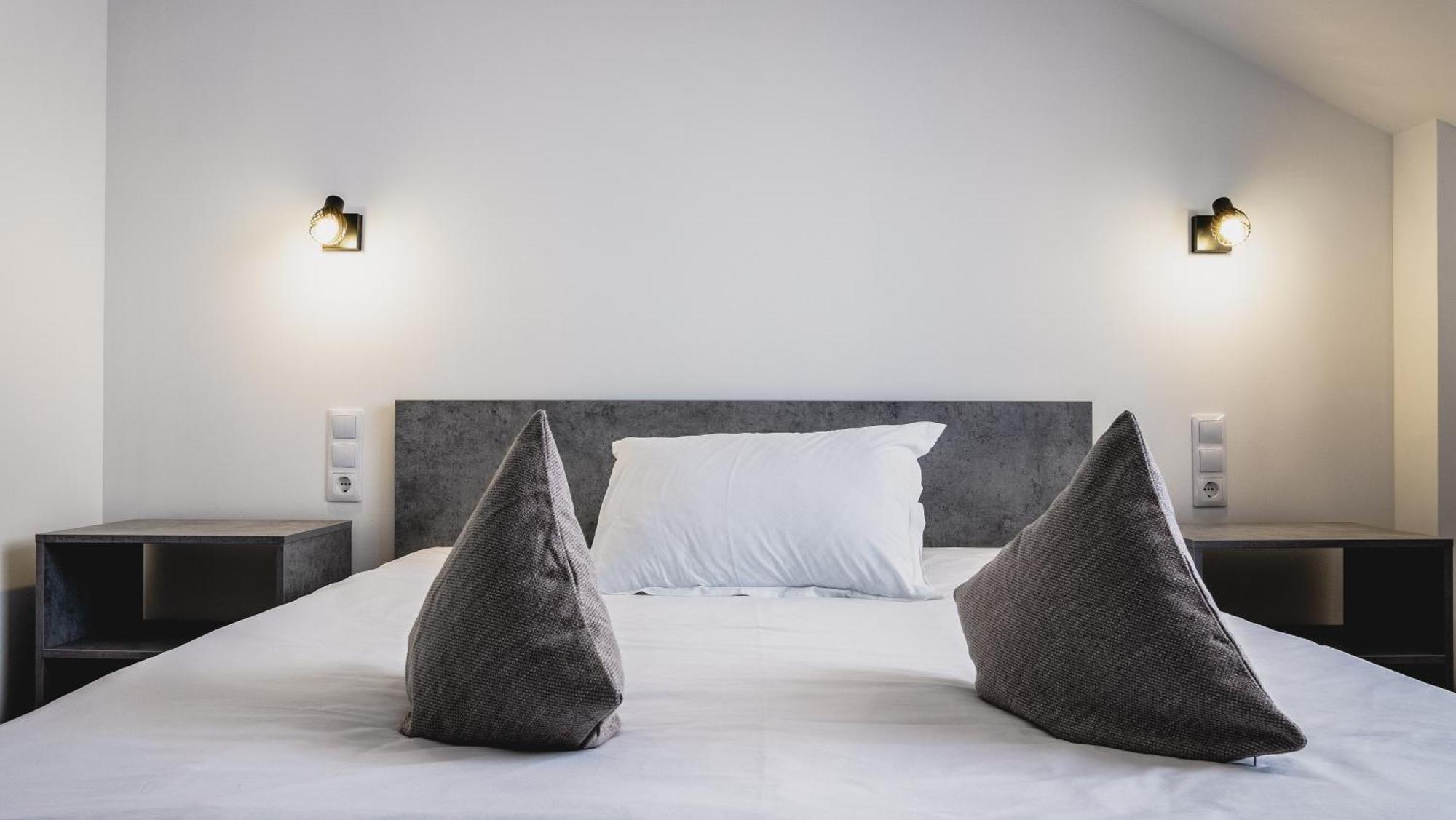 Hotel Eden Sibiu Ngoại thất bức ảnh