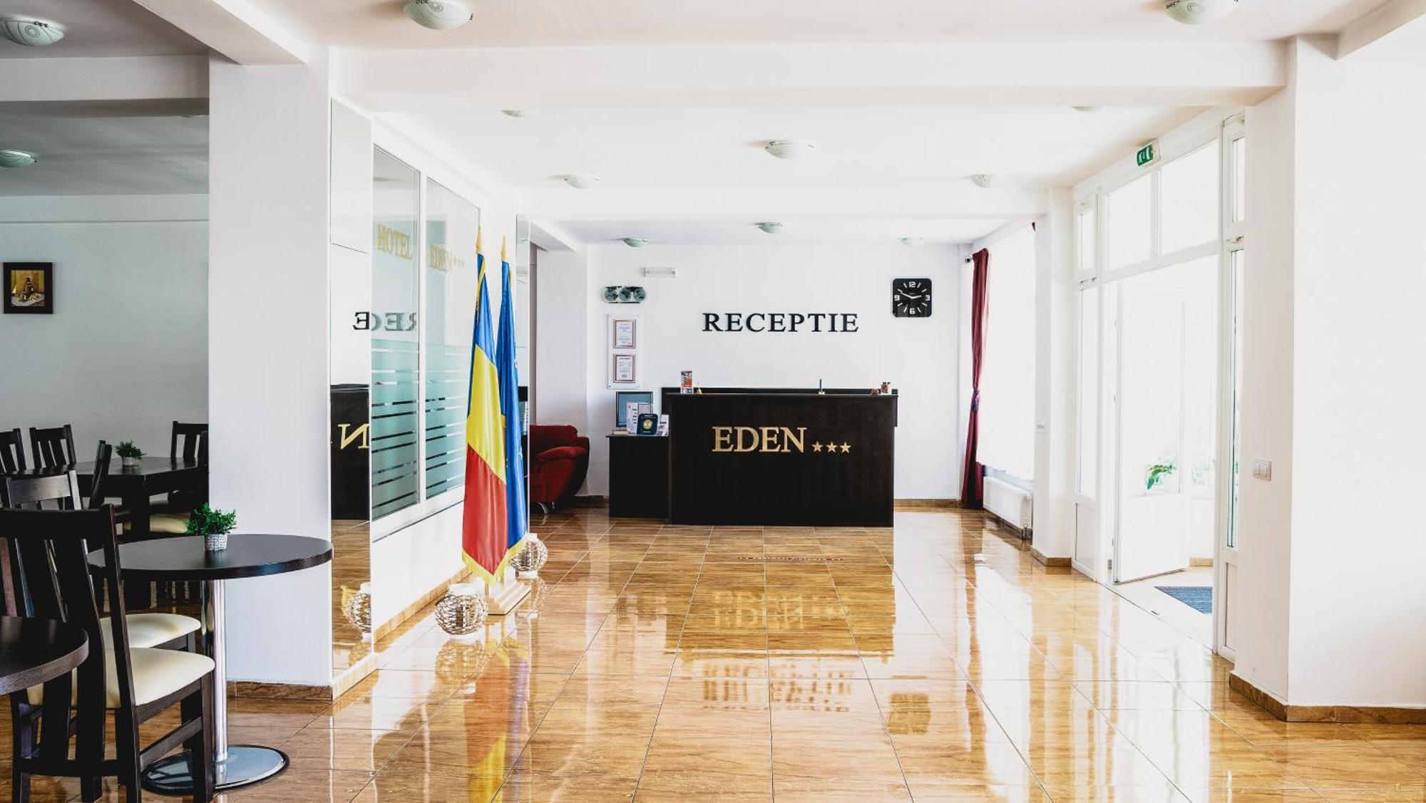 Hotel Eden Sibiu Ngoại thất bức ảnh